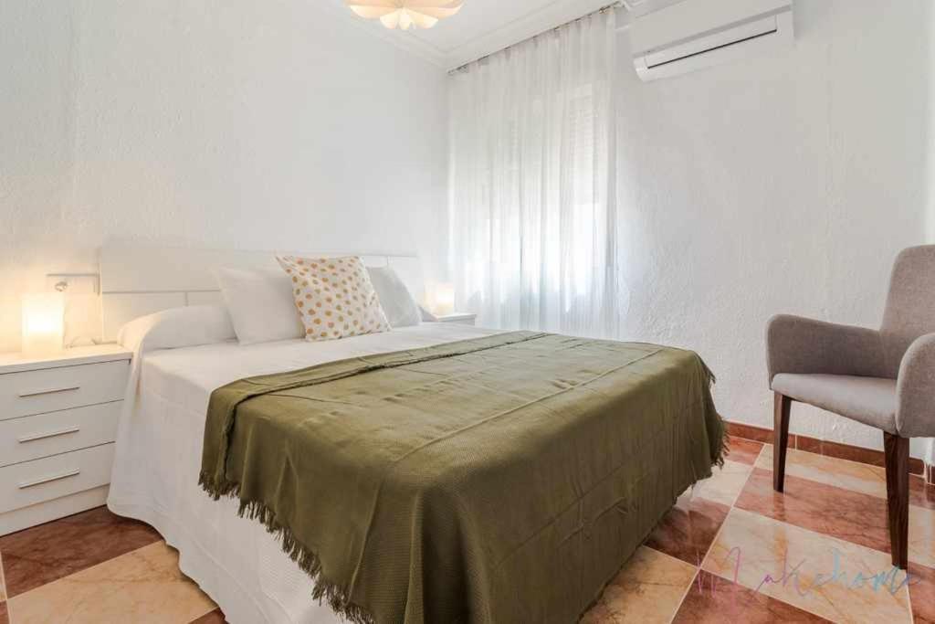 Suite Con Jacuzzi En El Centro Vistas Y Garaje Уэльва Экстерьер фото