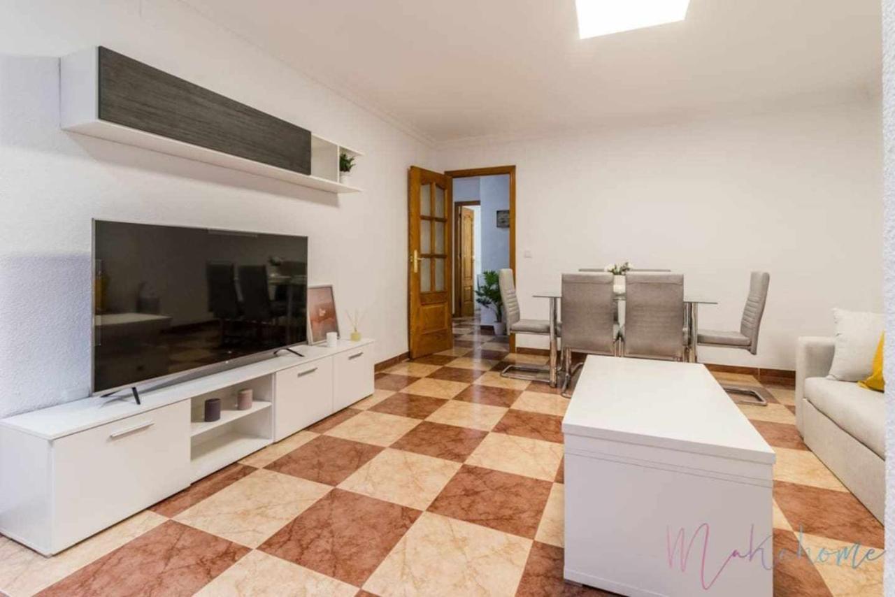 Suite Con Jacuzzi En El Centro Vistas Y Garaje Уэльва Экстерьер фото