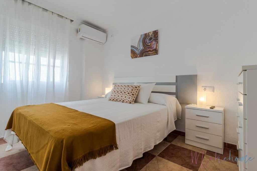 Suite Con Jacuzzi En El Centro Vistas Y Garaje Уэльва Экстерьер фото